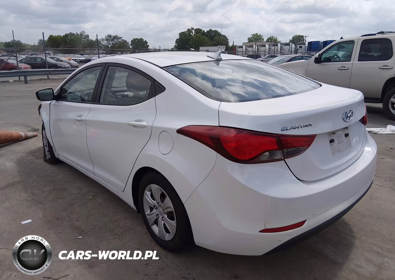2016 Hyundai Elantra Se VIN:5NPDH4AE7GH740914 - 3