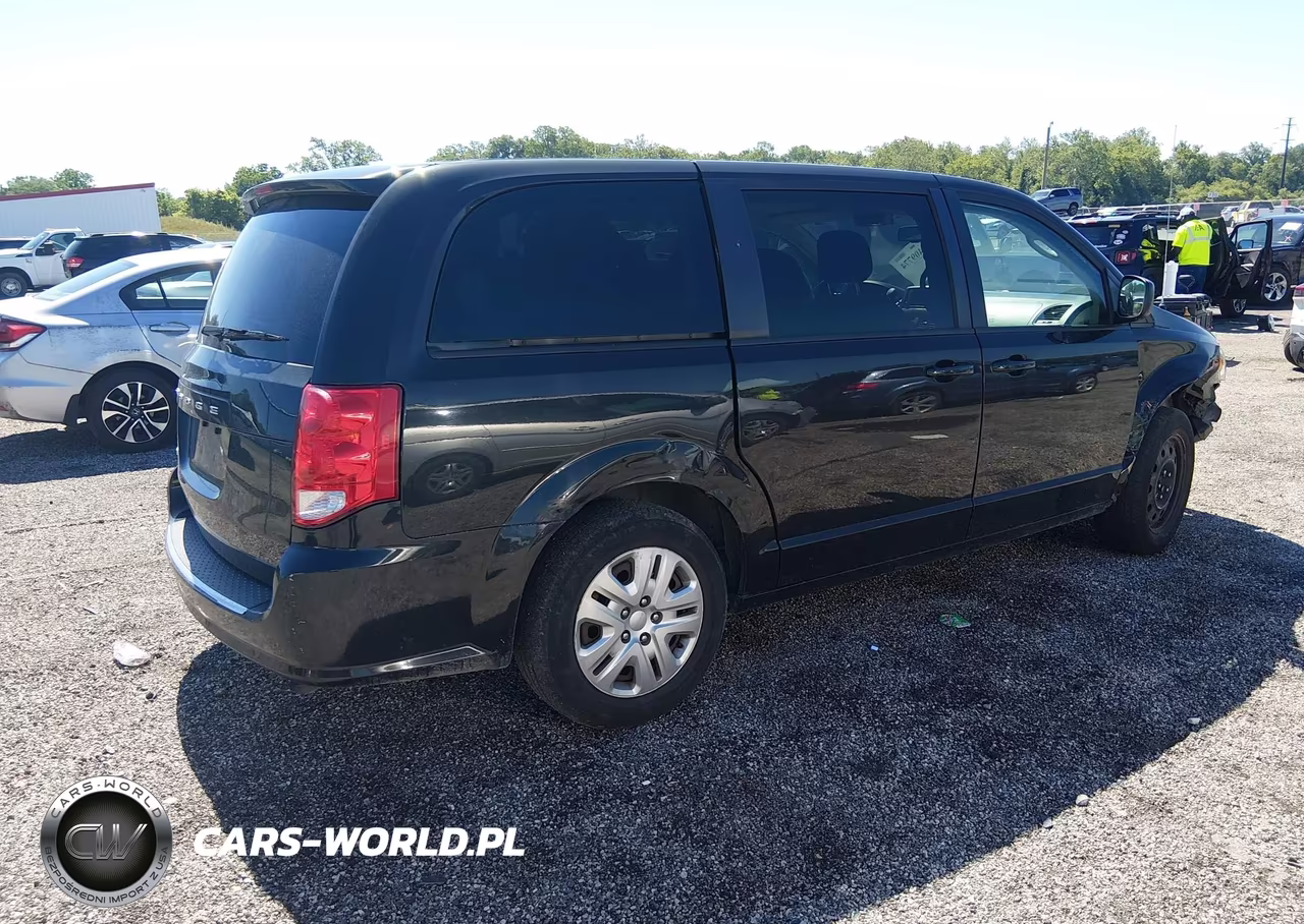 2018 Dodge Grand Caravan Se VIN:2C4RDGBG8JR181242 - 4