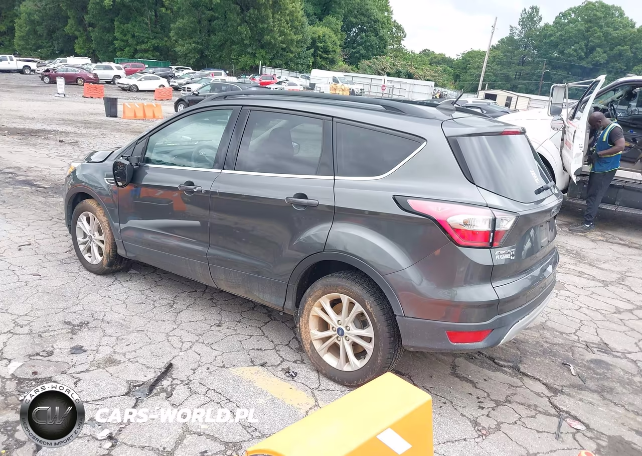 2018 Ford Escape Se VIN:1FMCU0GD5JUD54838 - 3