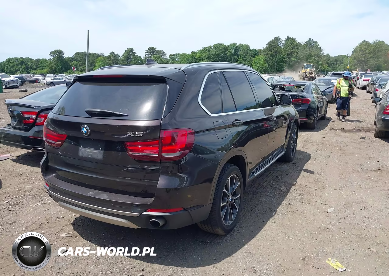 2016 BMW X5 xDrive35I VIN:5UXKR0C51G0P21457 - 4