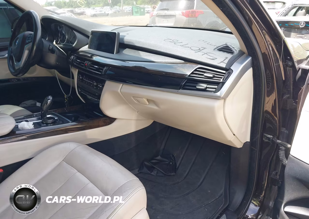 2016 BMW X5 xDrive35I VIN:5UXKR0C51G0P21457 - 5