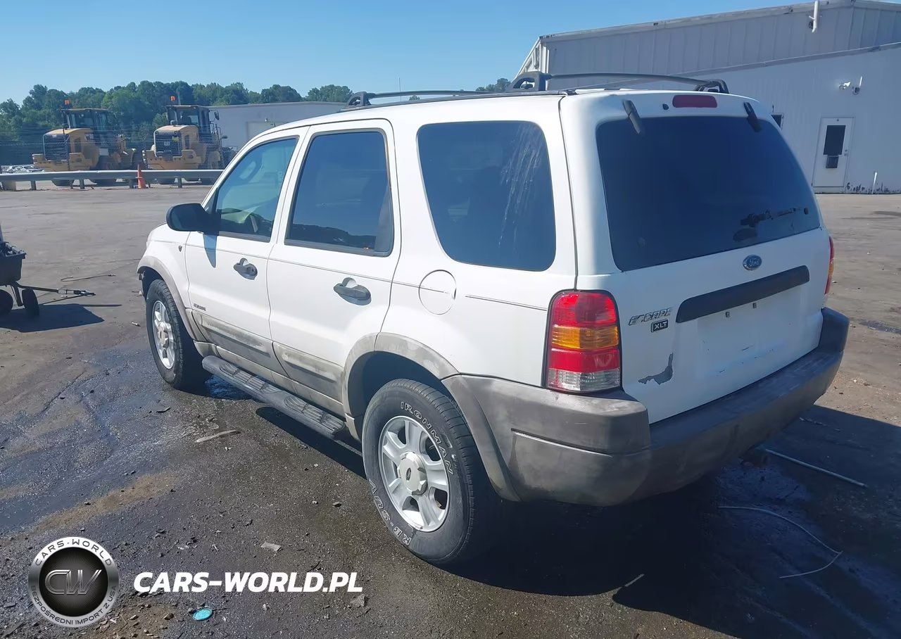 2002 Ford Escape Xlt VIN:1FMYU041X2KB29201 - 3