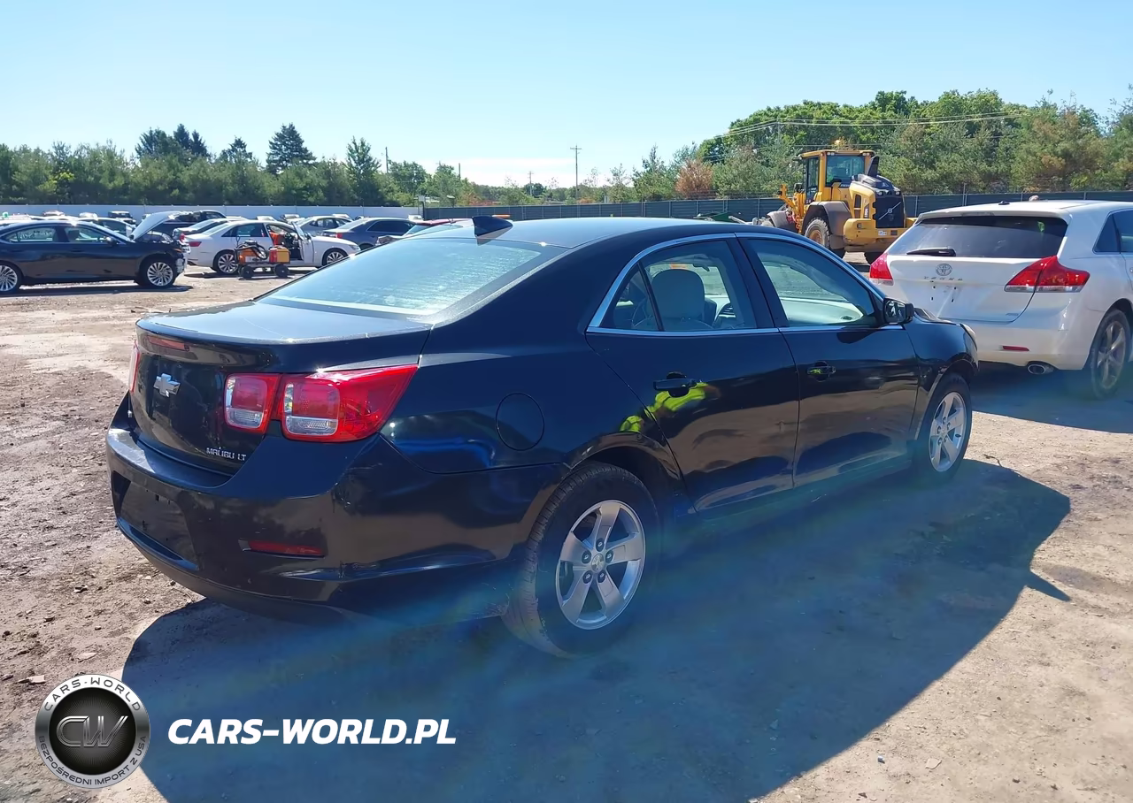2015 Chevrolet Malibu 1Lt VIN:1G11C5SL8FF238645 - 4