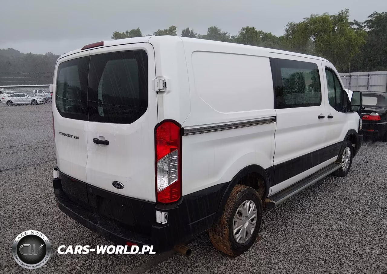 2024 Ford Transit-250 VIN:1FTBR1Y86RKA59666 - 4