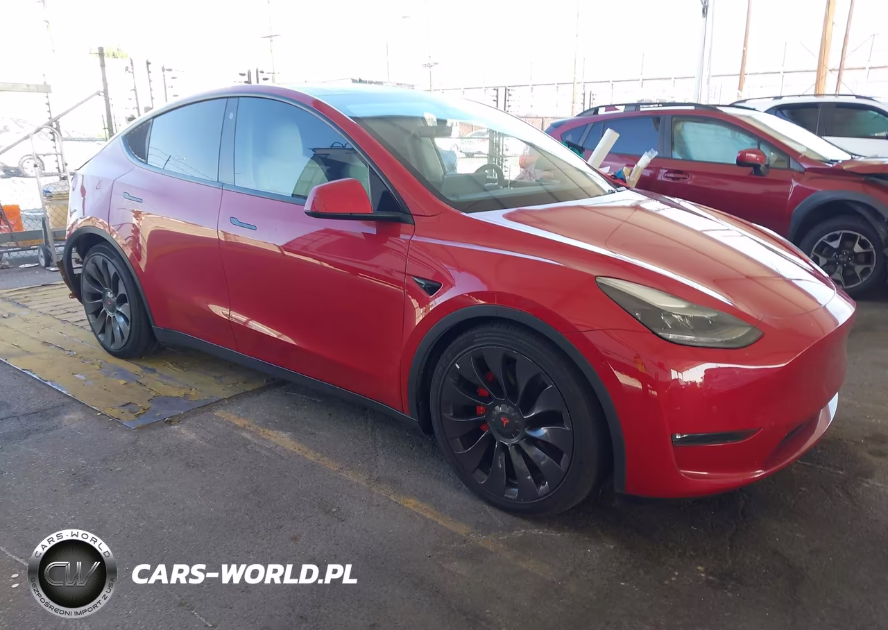 2022 Tesla Model Y Performance Dual Motor All-Wheel Drive – zdjęcie 1 z 15
