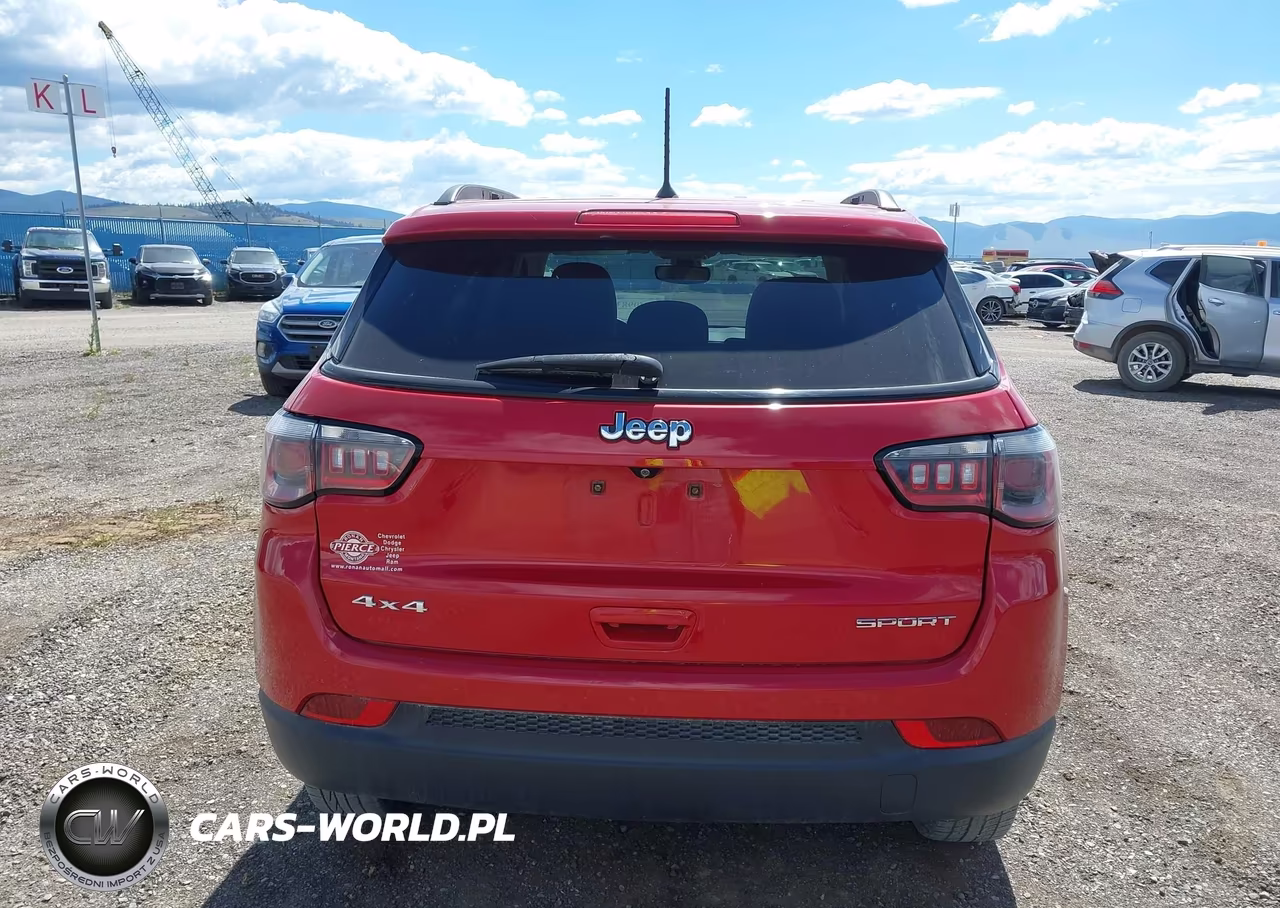 2018 Jeep Compass Sport 4X4 VIN:3C4NJDAB2JT330835 - 17