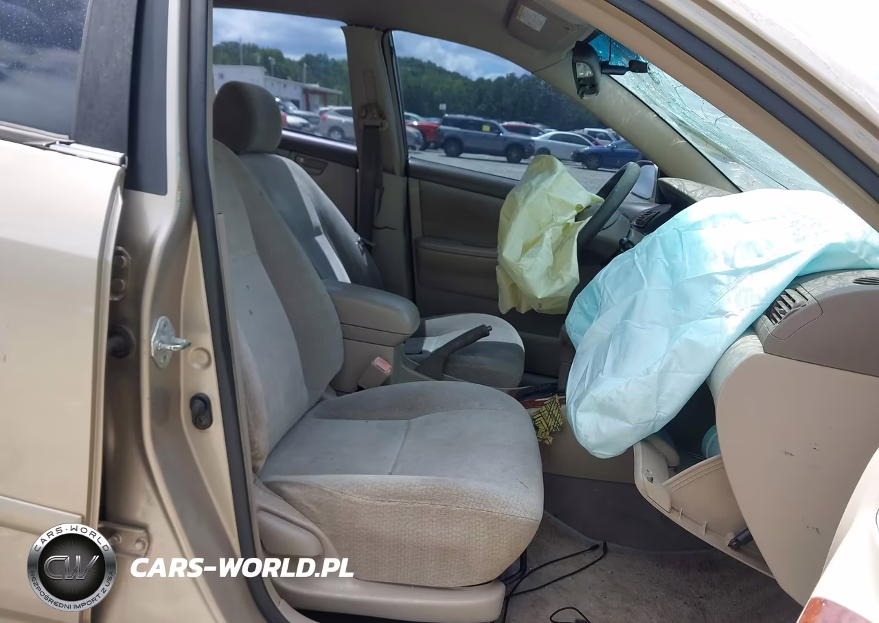 2004 Toyota Corolla Le VIN:1NXBR32E64Z257330 - 5