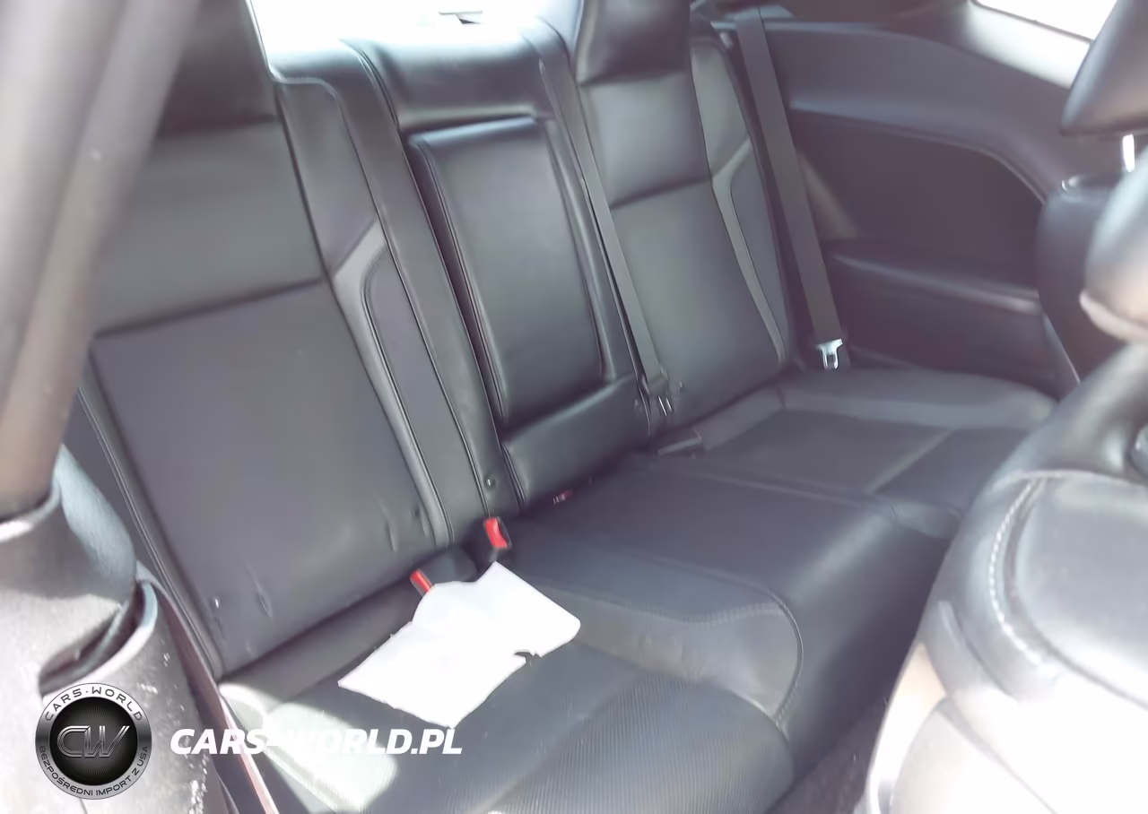 2018 Dodge Challenger Sxt Plus VIN:2C3CDZAG5JH310731 - 8