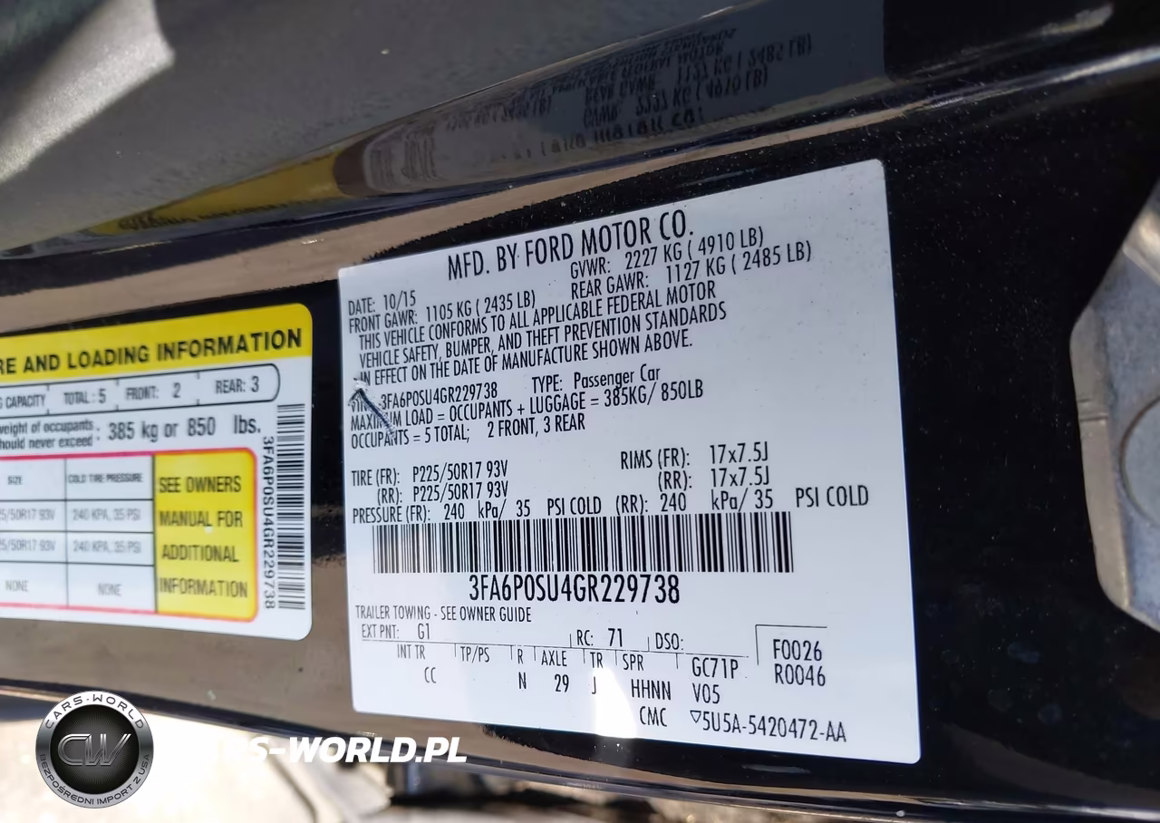 2016 Ford Fusion Energi Titanium VIN:3FA6P0SU4GR229738 - 9