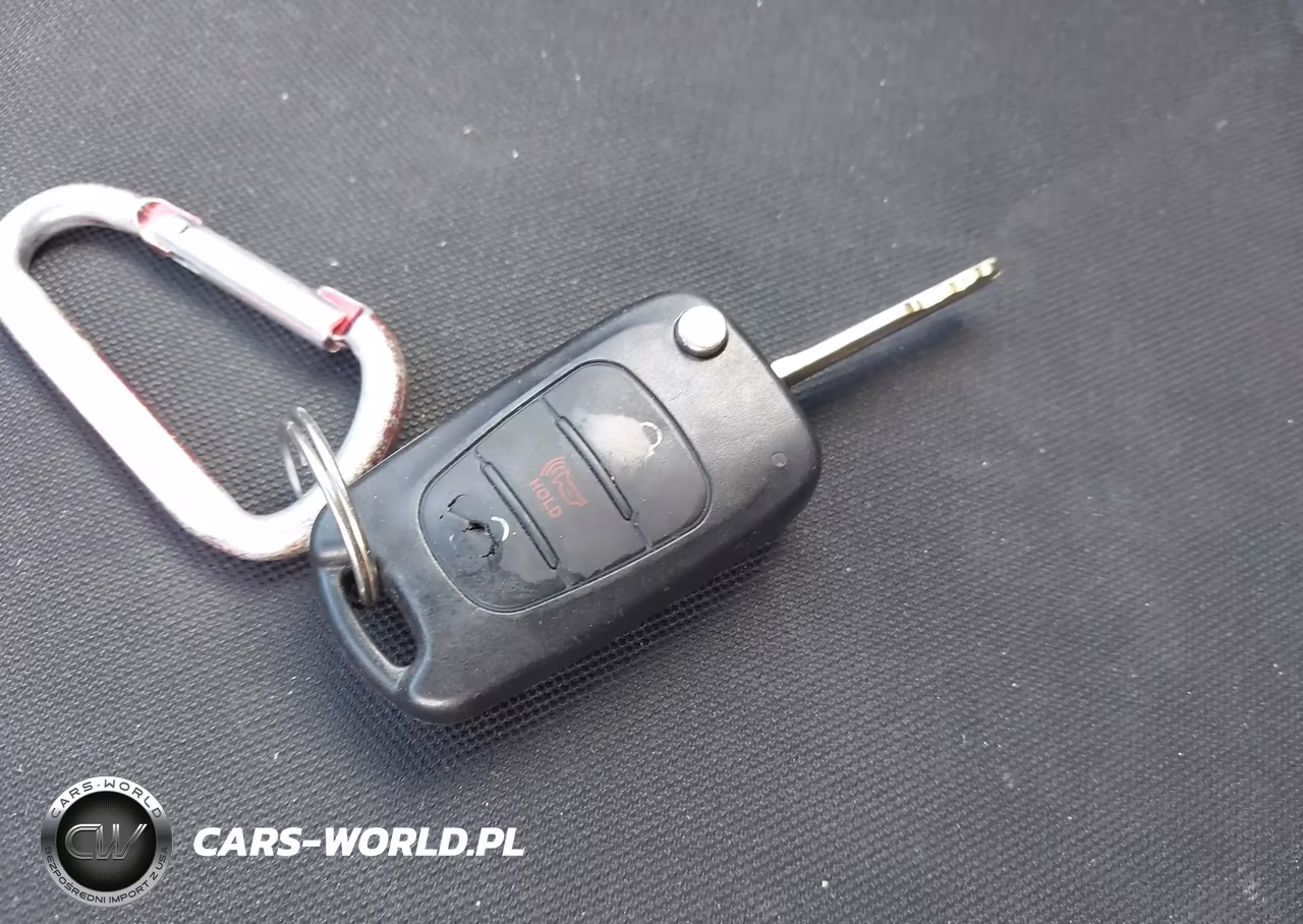 2013 Kia Soul + VIN:KNDJT2A6XD7523453 - 11