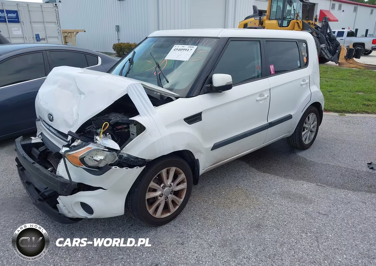 2013 Kia Soul + VIN:KNDJT2A6XD7523453 - 2