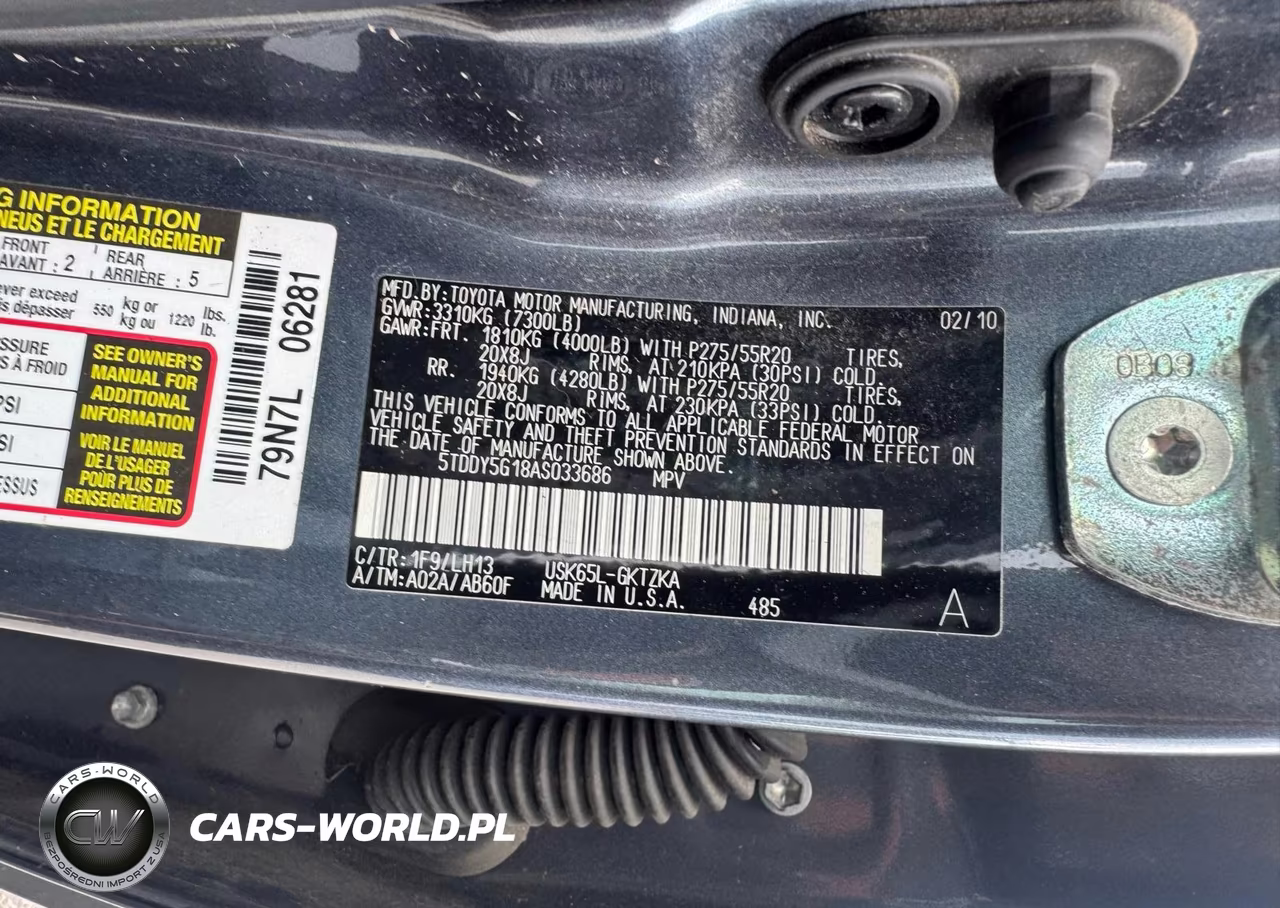 2010 Toyota Sequoia Platinum VIN:5TDDY5G18AS033686 - 9