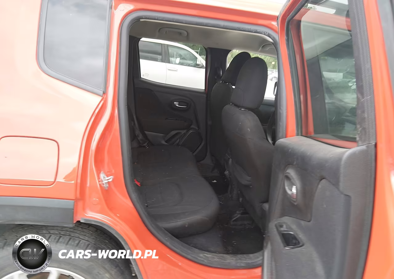 2020 Jeep Renegade Latitude 4X4 VIN:ZACNJBBB6LPL74962 - 8