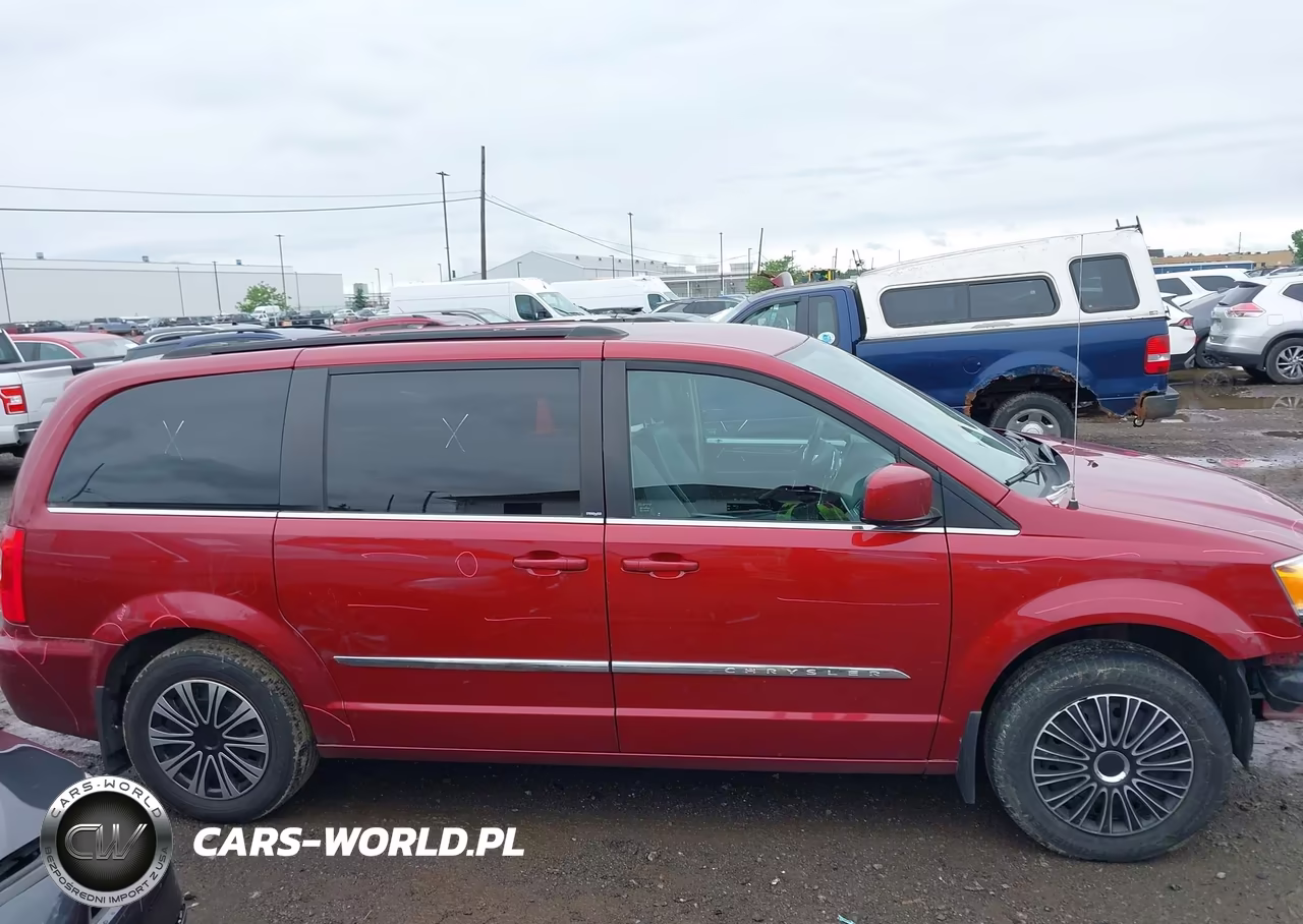 2014 Chrysler Town & Country Touring VIN:2C4RC1BG6ER138637 - 14