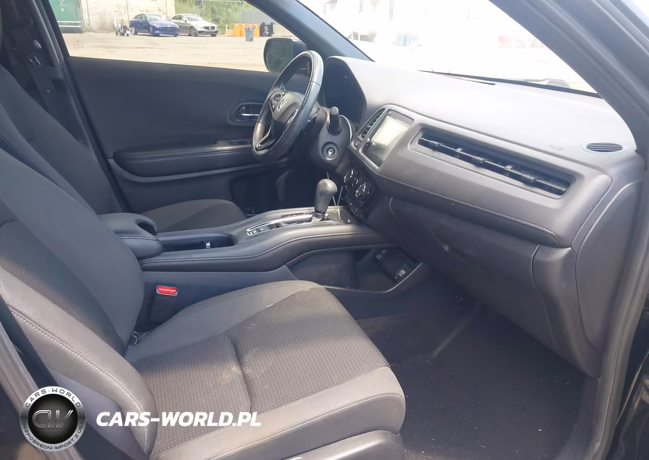 2019 Honda Hr-V Sport VIN:3CZRU6H19KG716917 - 5