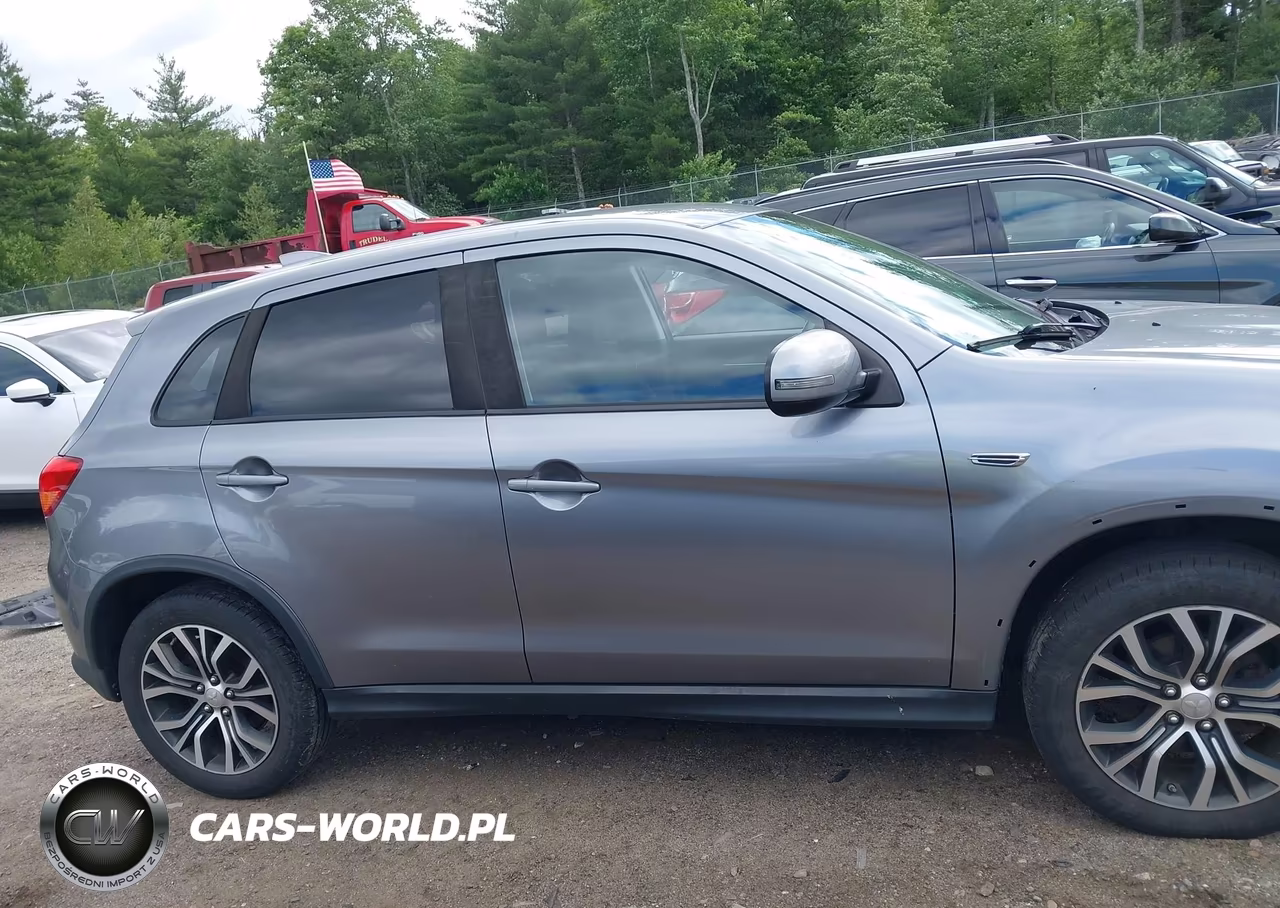 2017 Mitsubishi Outlander Sport 2.0 Le VIN:JA4AR3AU8HZ041975 - 14