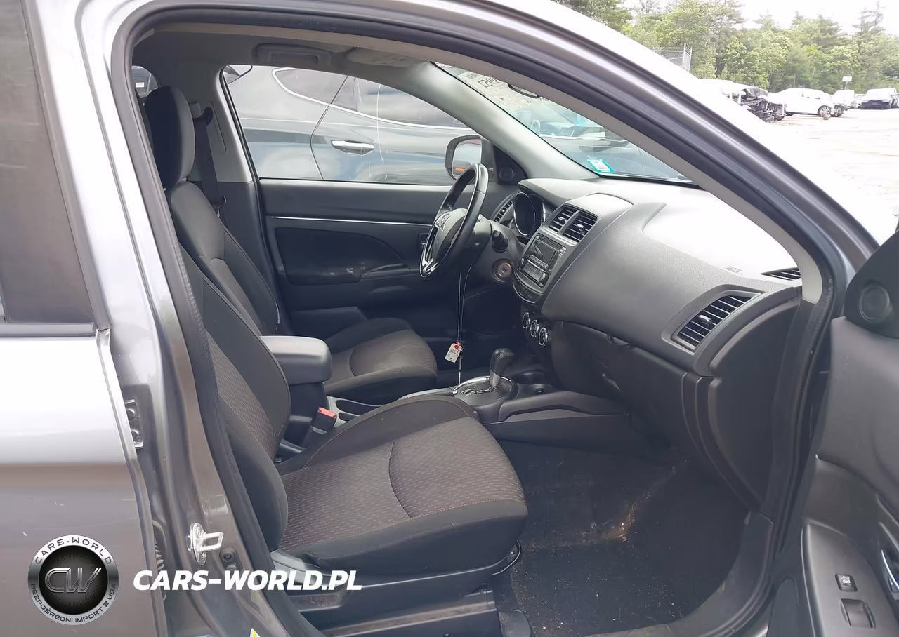 2017 Mitsubishi Outlander Sport 2.0 Le VIN:JA4AR3AU8HZ041975 - 5