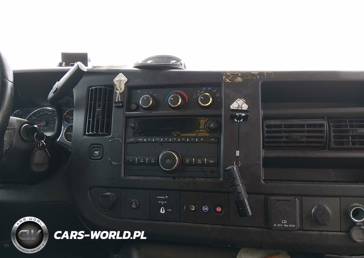 2022 GMC Savana Cutaway Work Van VIN:1GD07RF72N1231144 - 13
