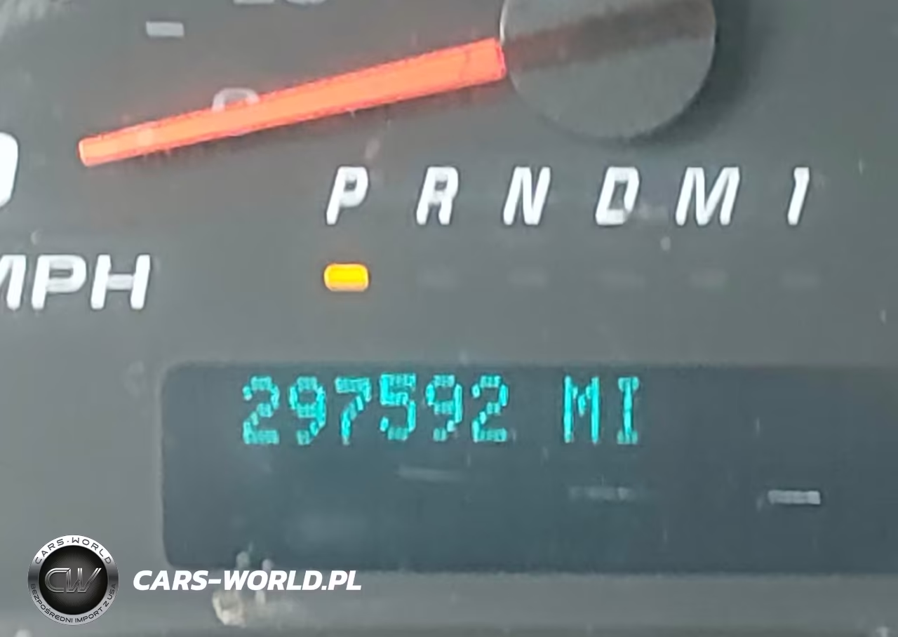 2022 GMC Savana Cutaway Work Van VIN:1GD07RF72N1231144 - 5