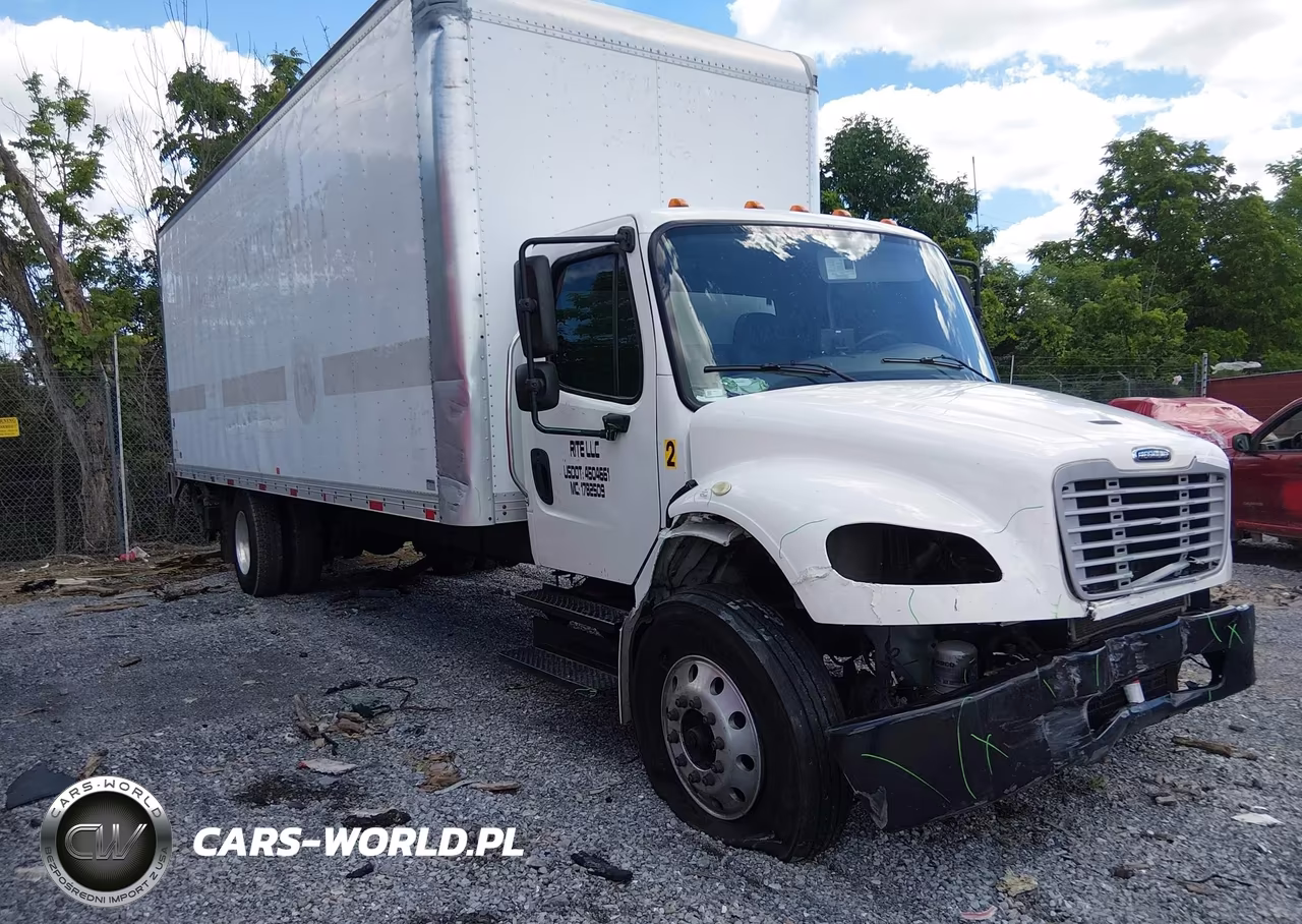 2018 Freightliner M2 106