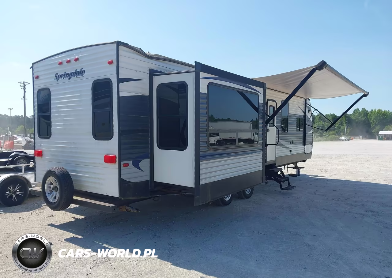 2015 Keystone Other VIN:4YDT31122F3105329 - 4
