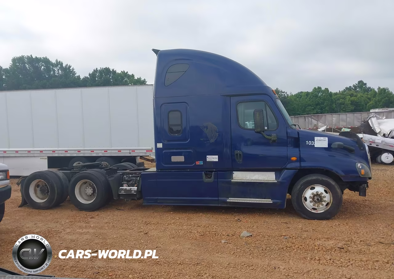 2016 Freightliner Cascadia 125 VIN:3AKJGLD54GSHR8549 - 14