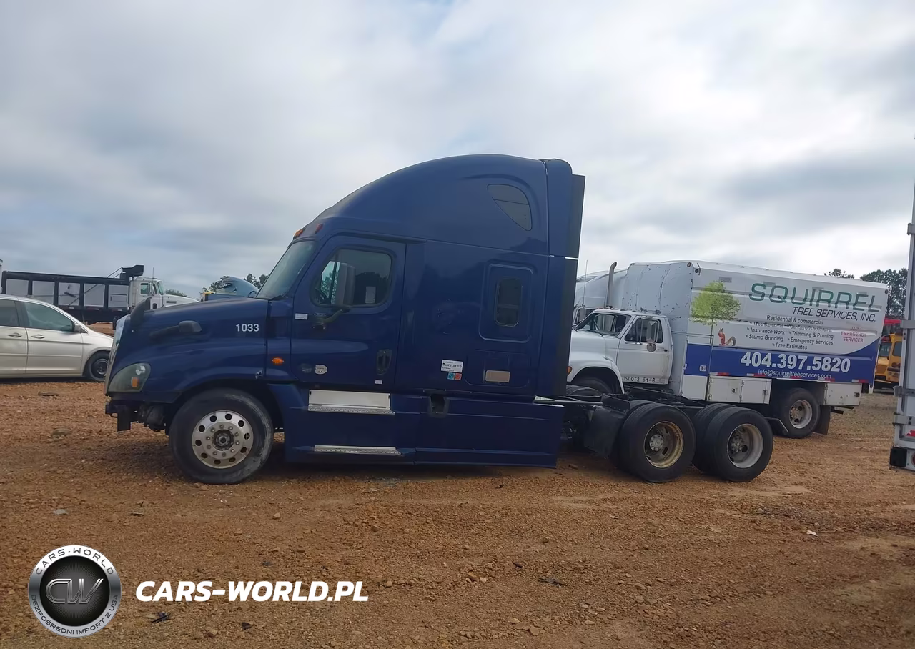 2016 Freightliner Cascadia 125 VIN:3AKJGLD54GSHR8549 - 15