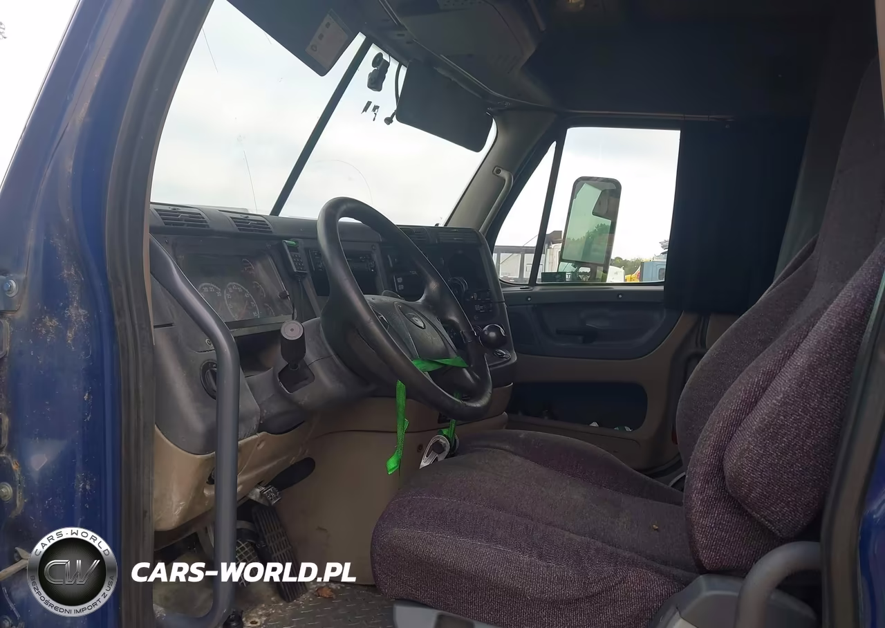 2016 Freightliner Cascadia 125 VIN:3AKJGLD54GSHR8549 - 6