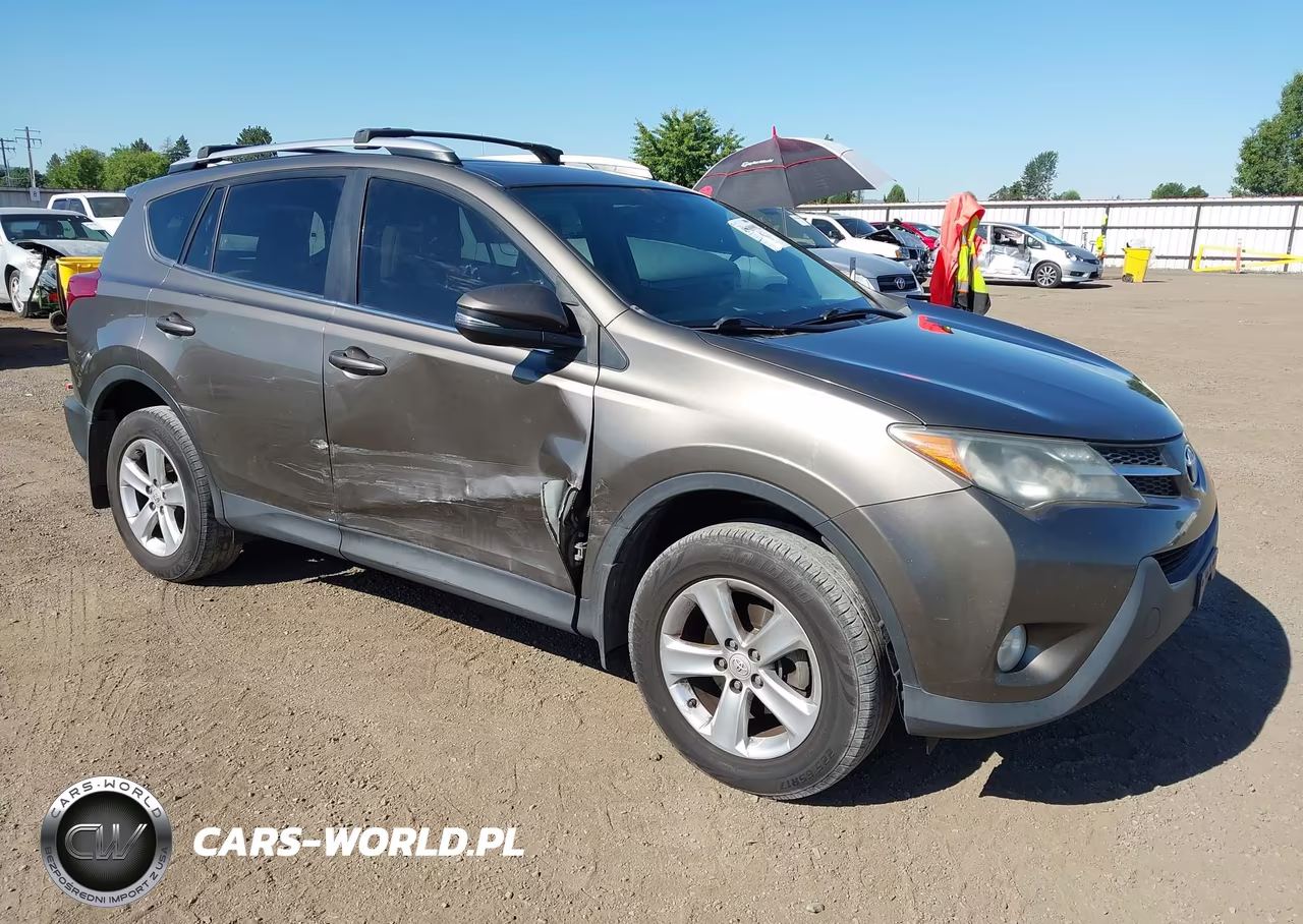 2013 Toyota Rav4 Xle – zdjęcie 1 z 17