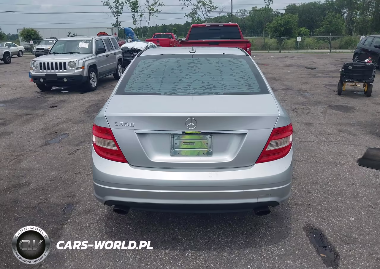 2010 Mercedes-Benz C 300 Sport VIN:WDDGF5EB4AR103025 - 15