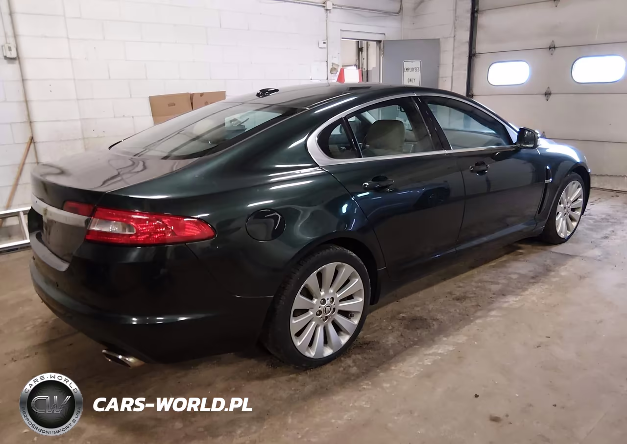 2009 Jaguar Xf Luxury VIN:SAJWA05B89HR32609 - 4