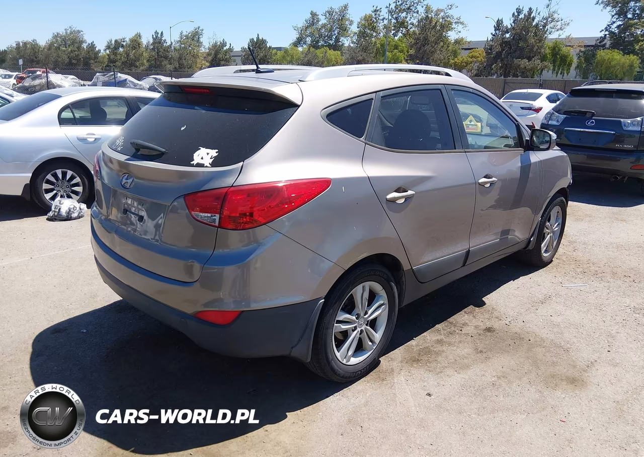 2012 Hyundai Tucson Gls VIN:KM8JU3AC6CU364371 - 4