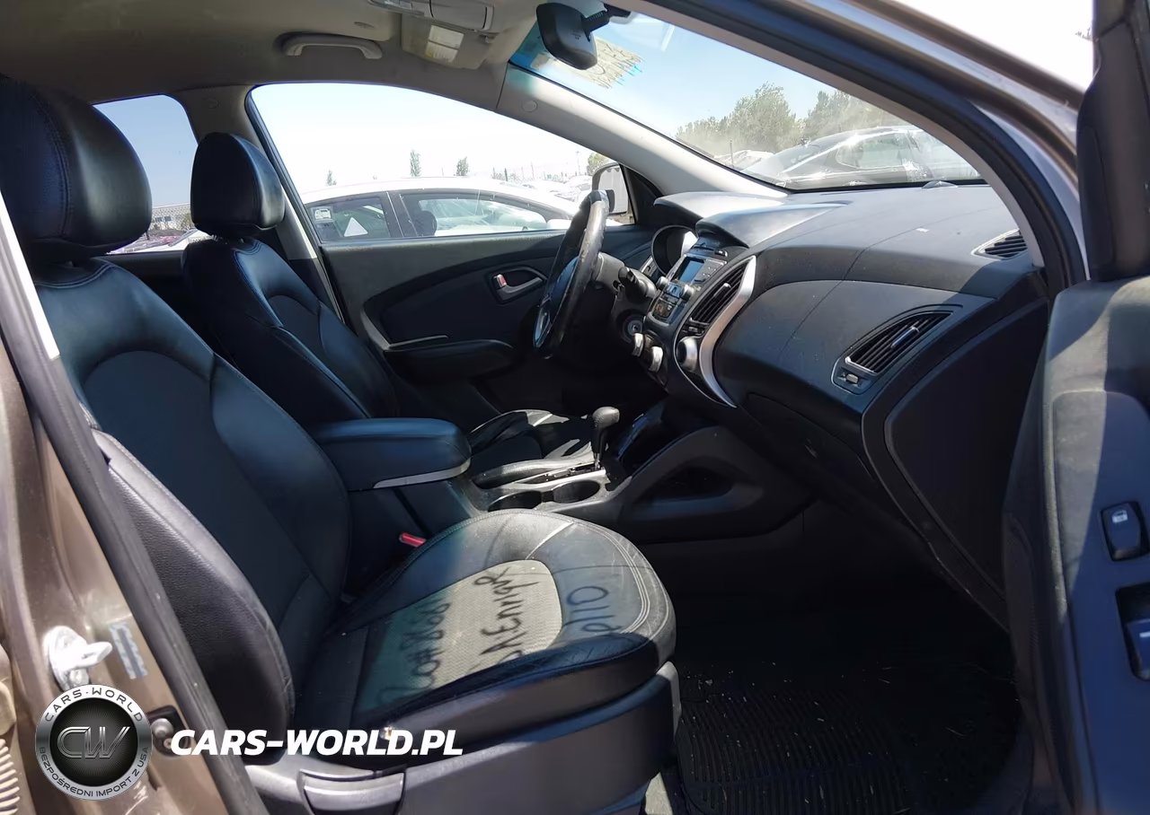 2012 Hyundai Tucson Gls VIN:KM8JU3AC6CU364371 - 5
