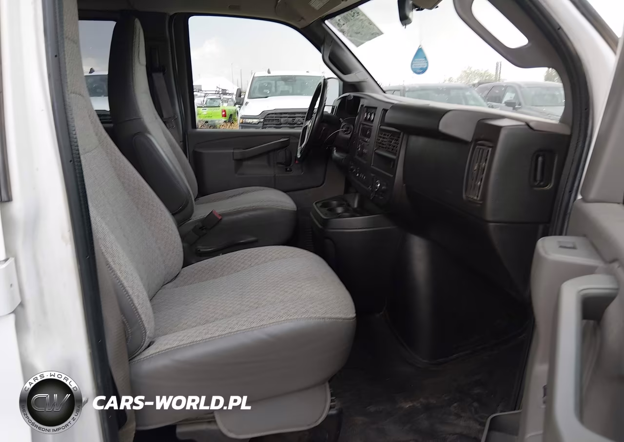 2019 Chevrolet Express 2500 Ls VIN:1GAWGEFG9K1283480 - 5