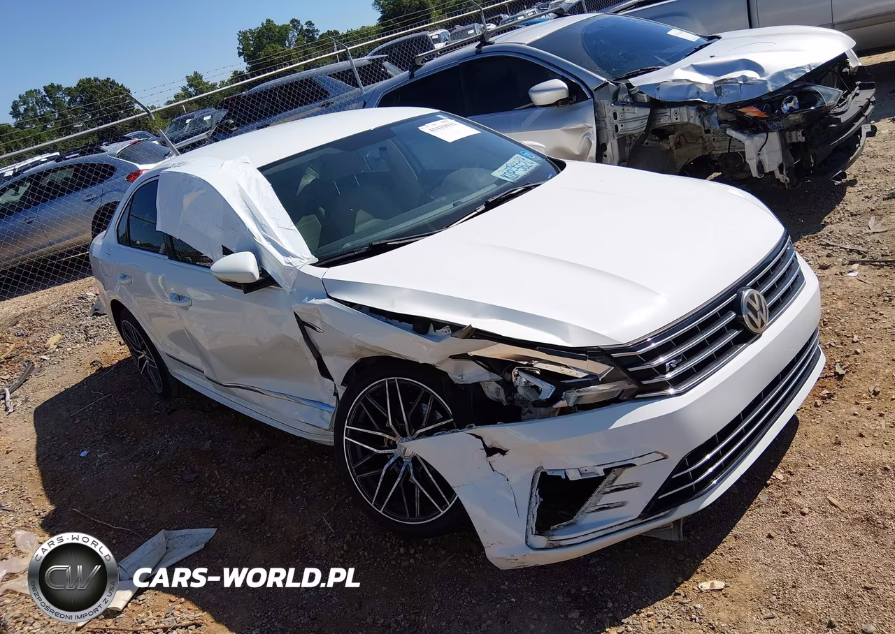 2017 Volkswagen Passat 1.8T R-Line