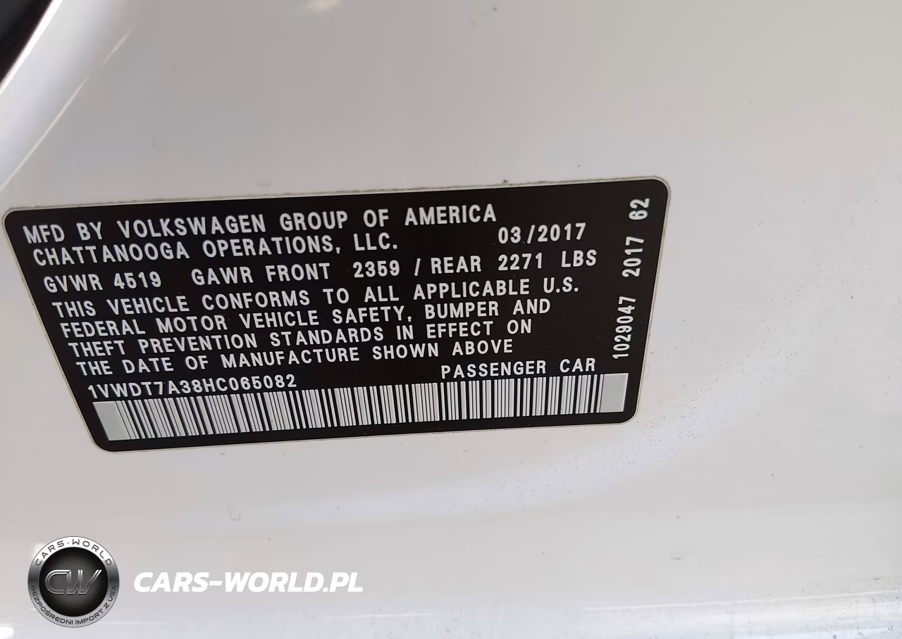 2017 Volkswagen Passat 1.8T R-Line VIN:1VWDT7A38HC065082 - 9