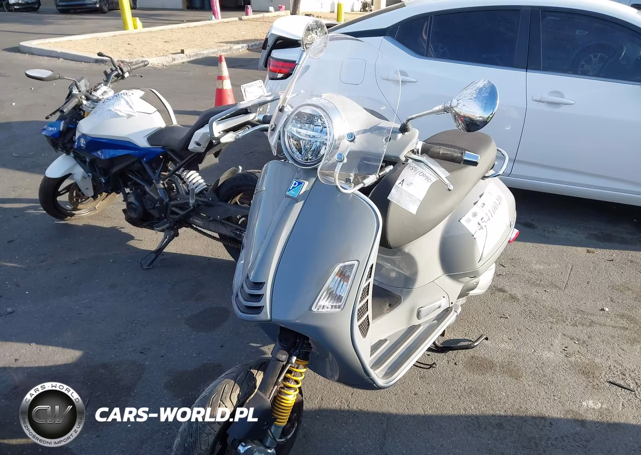 2020 Vespa Gts 300 Super VIN:ZAPMA39M9L5200676 - 2