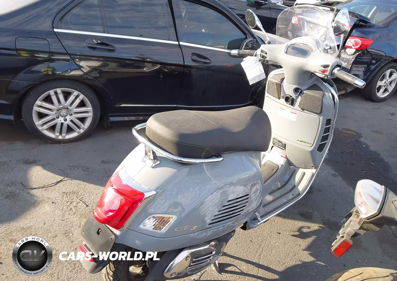 2020 Vespa Gts 300 Super VIN:ZAPMA39M9L5200676 - 4