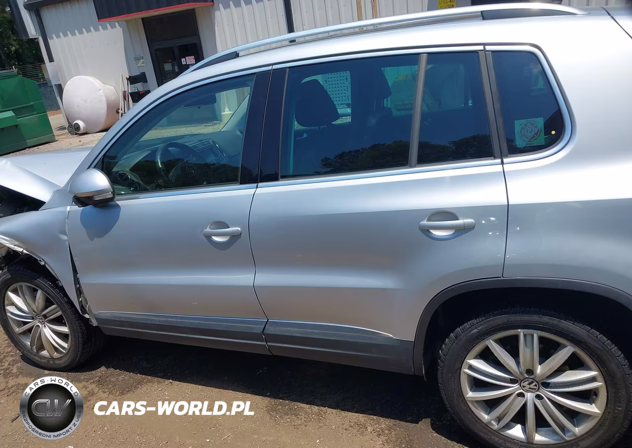 2013 Volkswagen Tiguan Se VIN:WVGAV7AX6DW535052 - 15