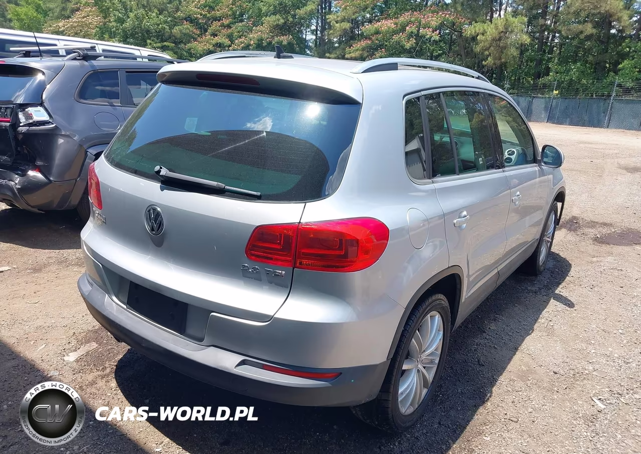 2013 Volkswagen Tiguan Se VIN:WVGAV7AX6DW535052 - 4