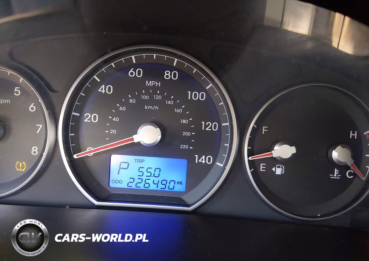 2010 Hyundai Santa Fe Gls VIN:5NMSGDAB6AH380507 - 15