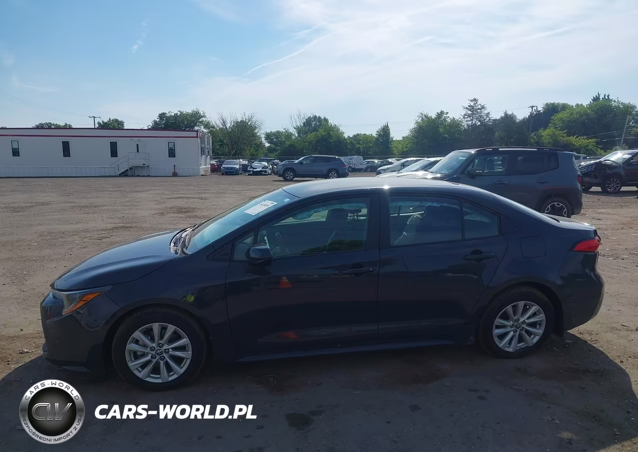 2026 Toyota Corolla Le VIN:5YFB4MDE9TP385482 - 14