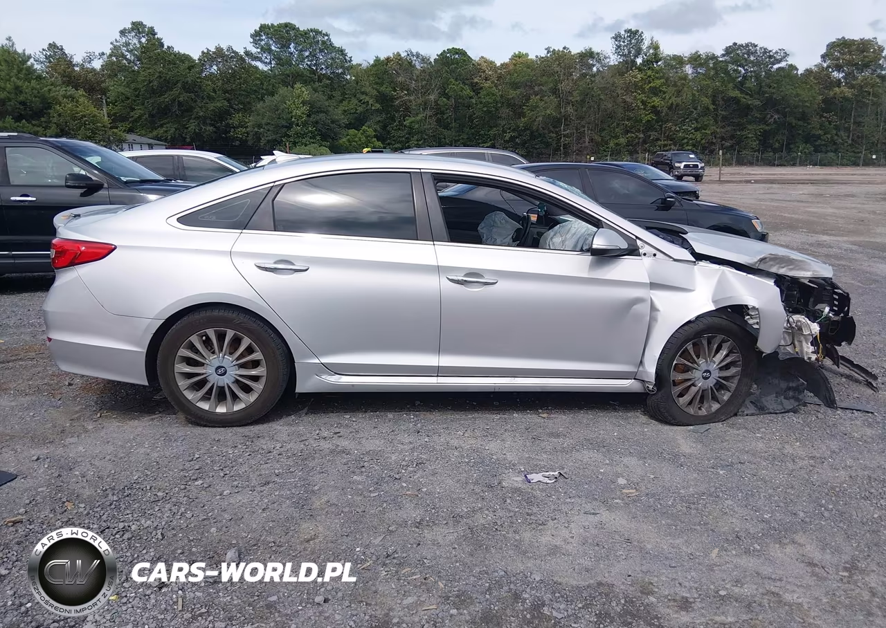 2015 Hyundai Sonata Limited VIN:5NPE34AF6FH064143 - 13