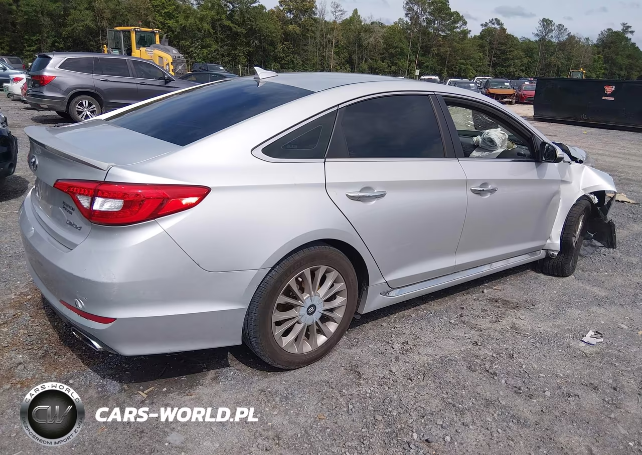 2015 Hyundai Sonata Limited VIN:5NPE34AF6FH064143 - 4