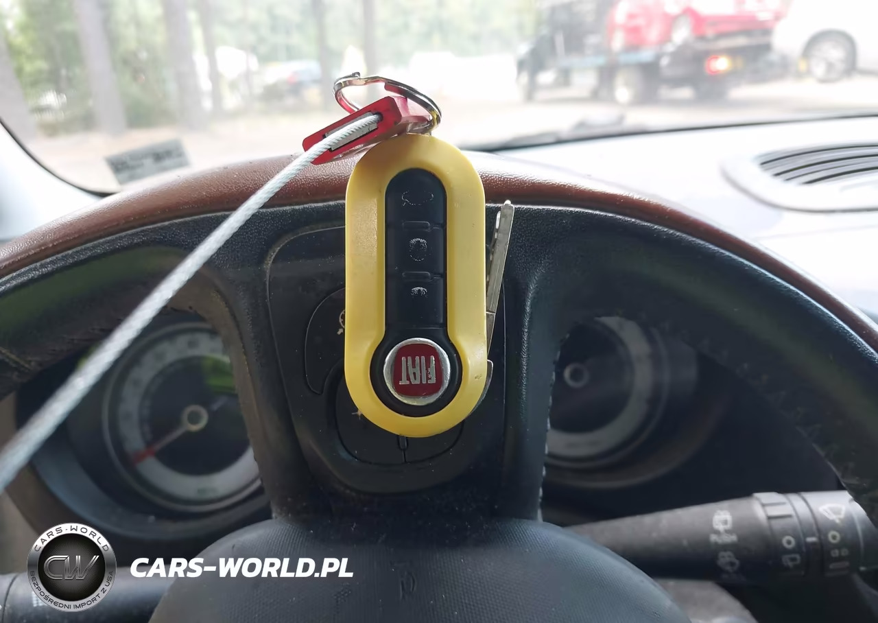 2015 Fiat 500L Trekking VIN:ZFBCFADH2FZ031050 - 11