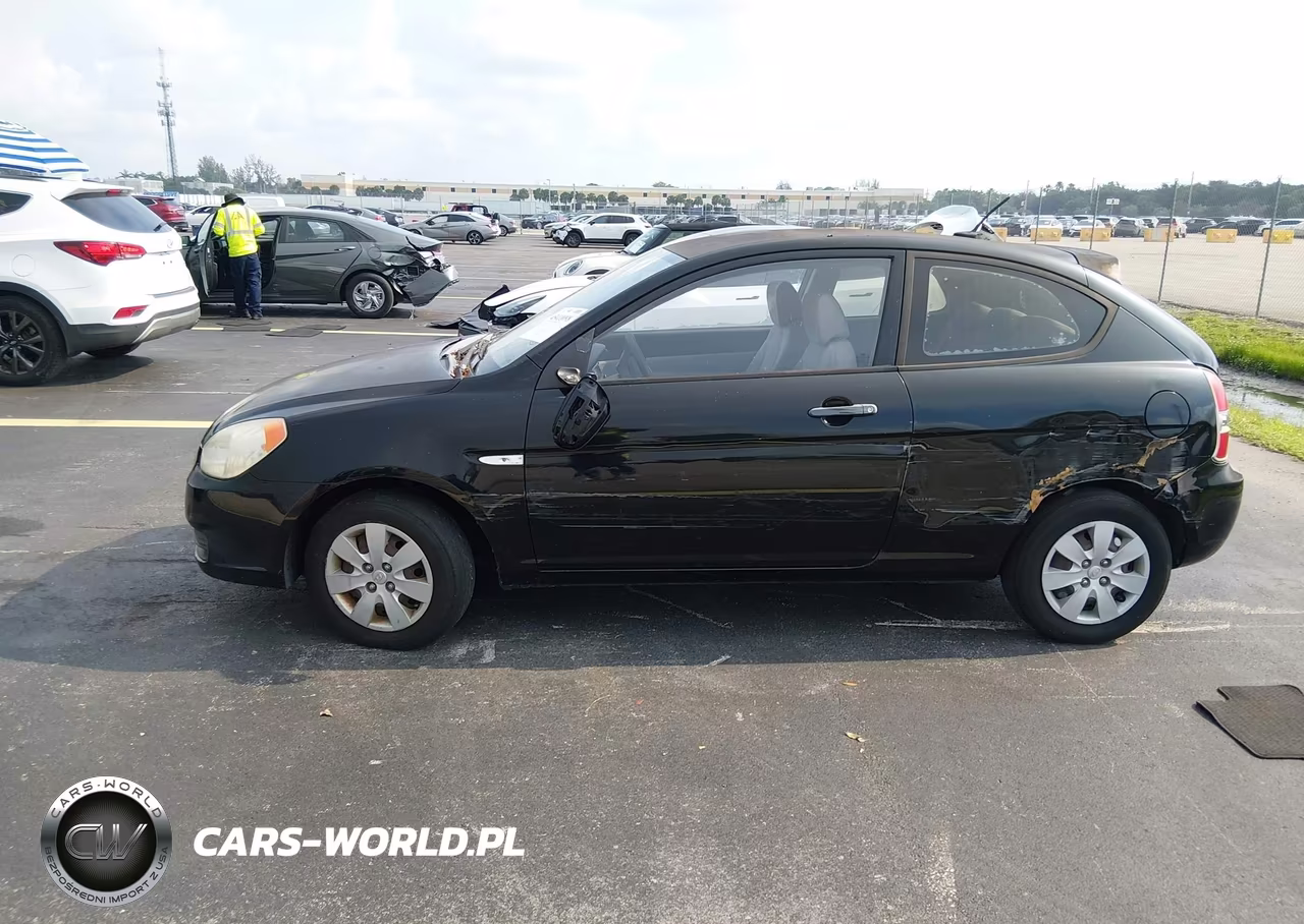 2011 Hyundai Accent Gs VIN:KMHCM3AC8BU199785 - 14