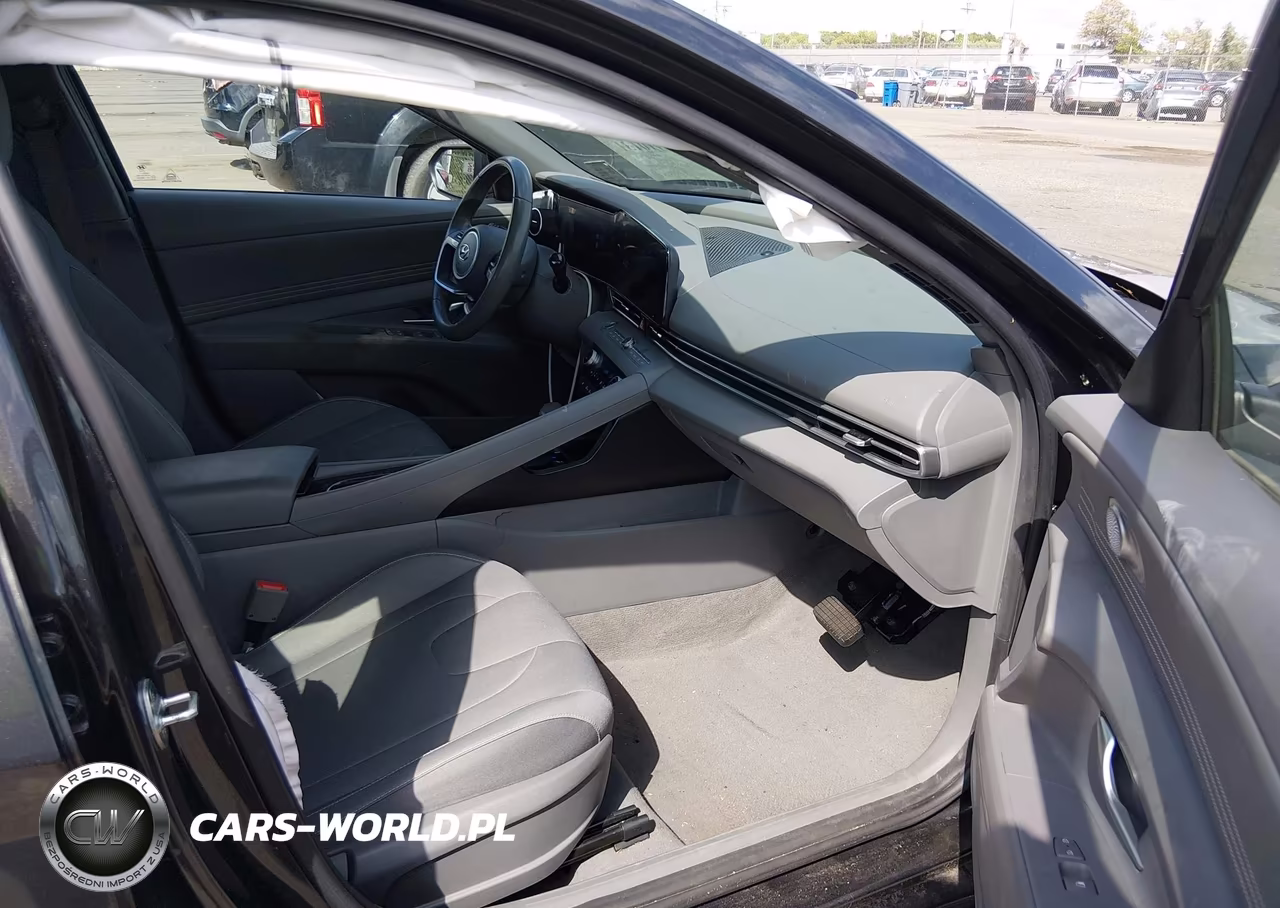 2023 Hyundai Elantra Sel VIN:5NPLS4AG2PH090694 - 5