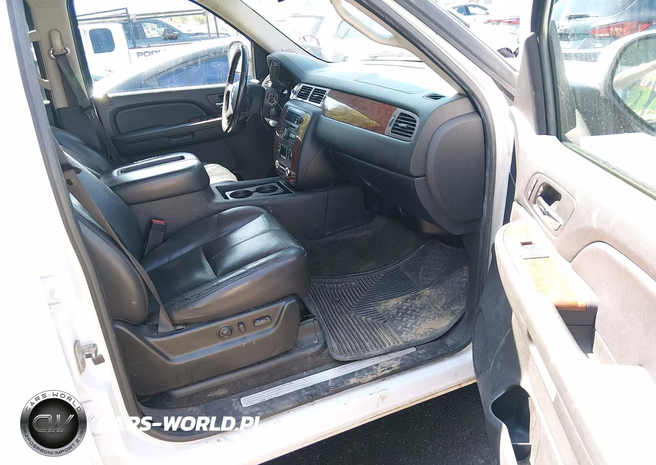 2008 Chevrolet Suburban 1500 Lt VIN:3GNFK16388G159682 - 5