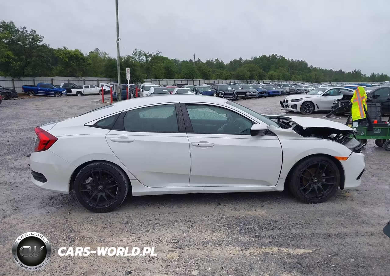 2020 Honda Civic Sport VIN:19XFC2F83LE030079 - 13