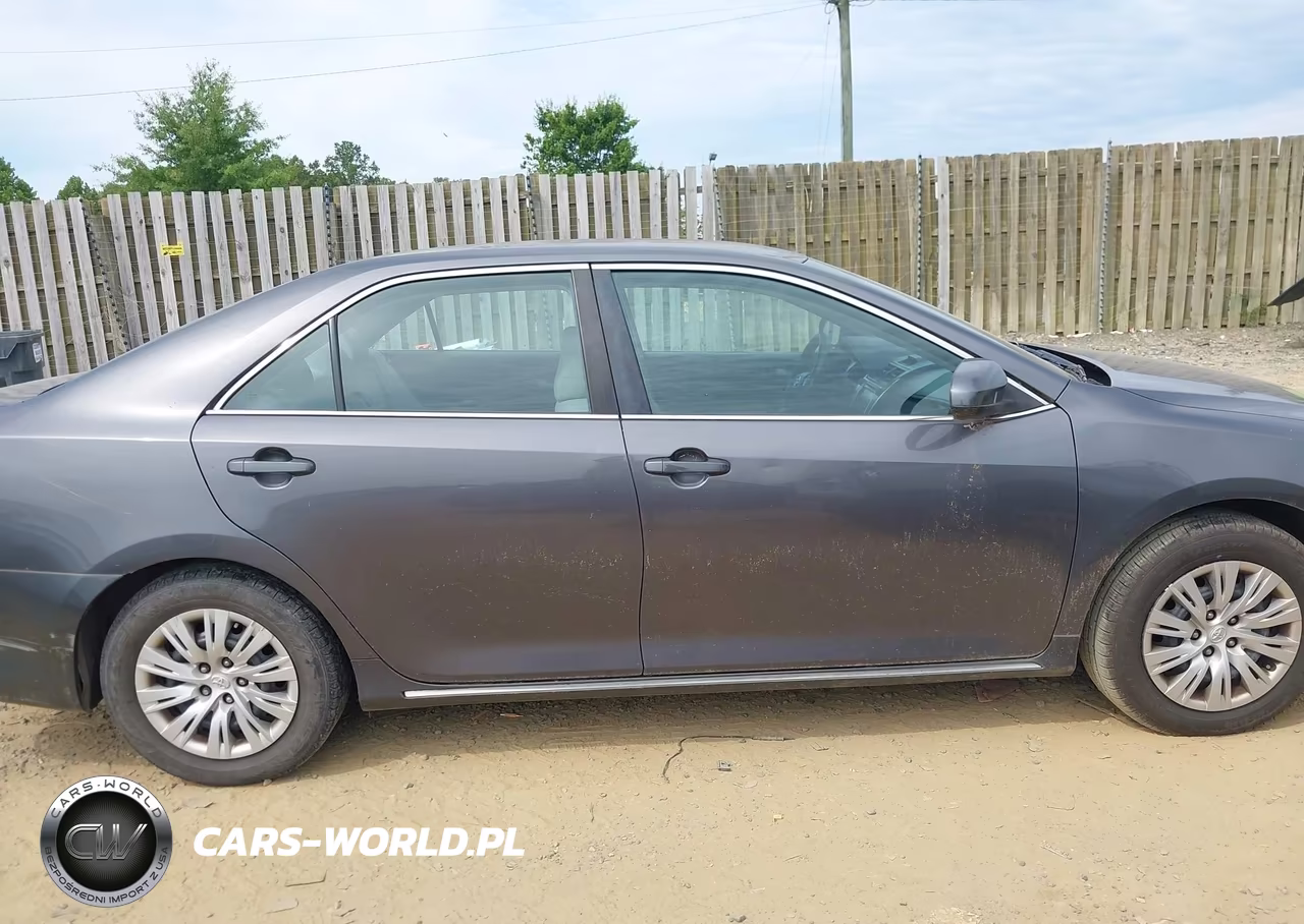 2013 Toyota Camry Le VIN:4T1BF1FKXDU275908 - 13